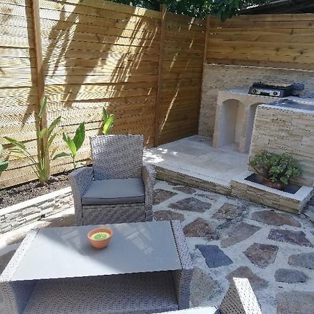 Appartement T2 Rez De Villa Proche Bord De Mer Le Pradet Bagian luar foto