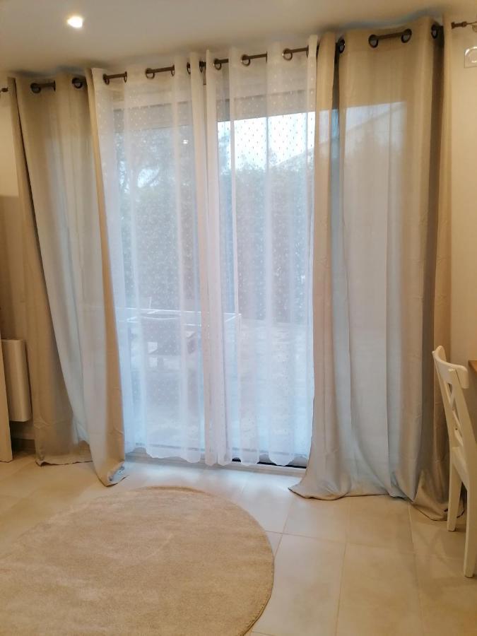 Appartement T2 Rez De Villa Proche Bord De Mer Le Pradet Bagian luar foto